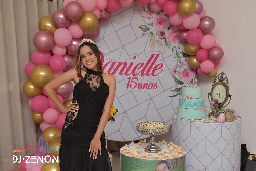 Danielle – Fotos 01 Danielle – Fotos 01