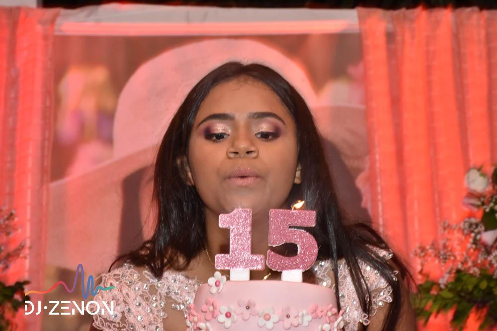 Larissa 06 Larissa 06